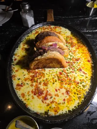 Capricho Cantina y Parrilla, business photo 3