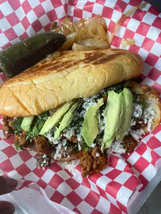 El Rey Del Elote/Hamburguesas, business photo 4
