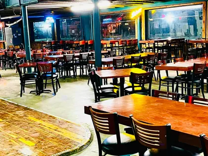 Mel's HonkyTonk N Grill, business photo 3