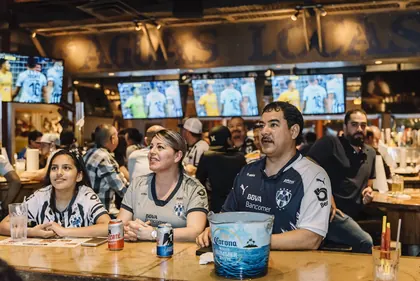 Ojos Locos Sports Cantina - Brownsville, business photo 3