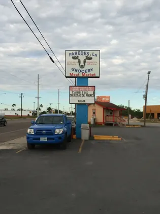 Paredes Line Grocery, business photo 2