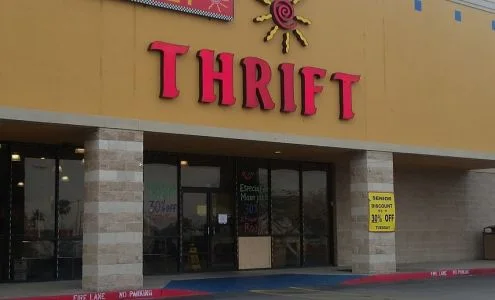 Valley Thrift & More business photo